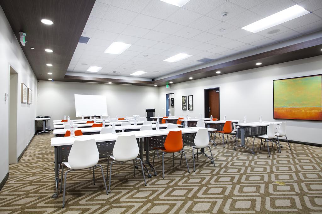 Redac Gateway Hotel Torrance Bagian luar foto